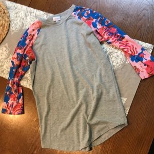 LuLaRoe Randy Baseball Shirt
